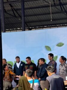 Mengatasi tantangan pengelolaan sampah, Resinergi umumkan proyek pengelolaan sampah terpadu yang berkelanjutan di Ponorogo.