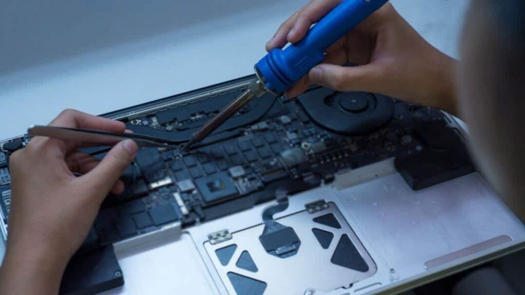 Cara Menghidupkan Laptop yang Mati