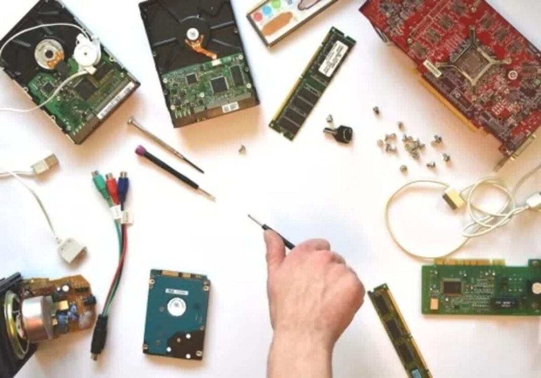 hardware dalam sistem komputer adalah, komponen hardware, fungsi hardware komputer, jenis hardware komputer
