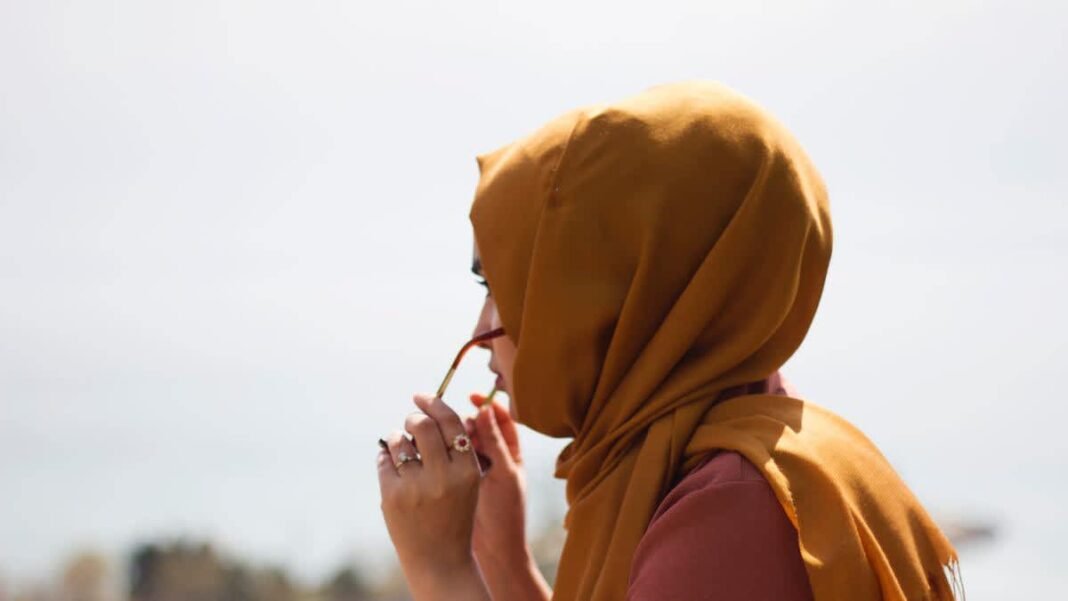 baper dalam islam, cara mengatasi baper dalam islam, mengatasi baper, baper menurut islam, ketenangan hati, dzikir dan doa, sabar dalam islam, mengontrol emosi
