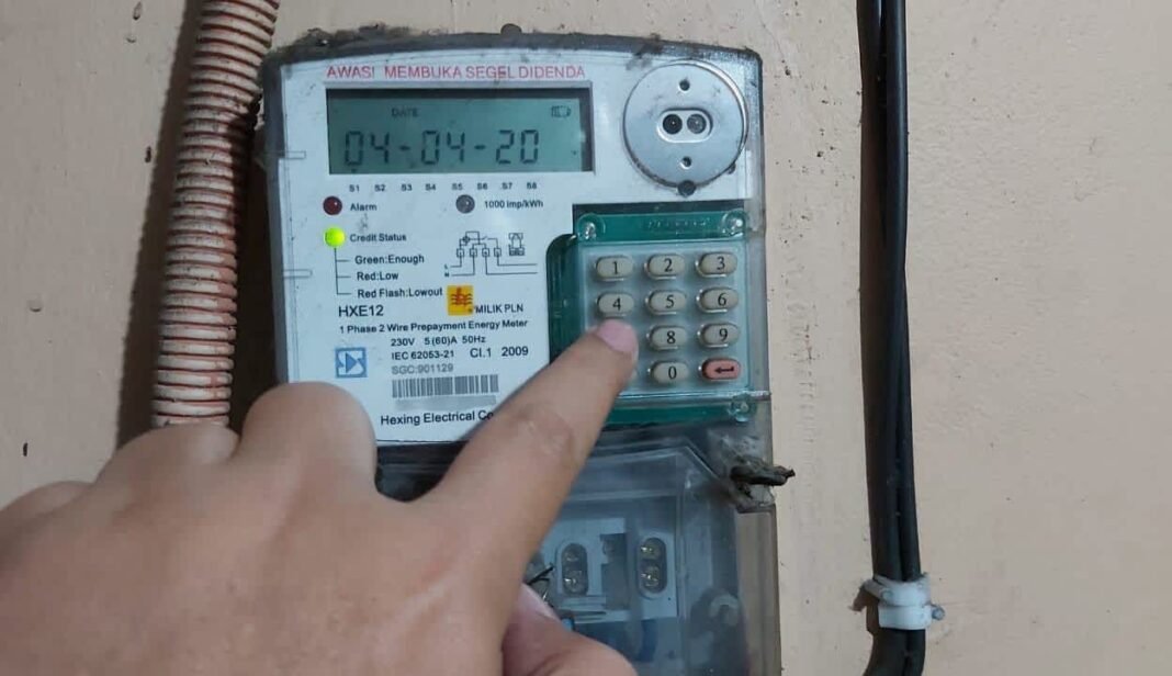 Over Limit, cara mengatasi KWH Over Limit, pemakaian listrik, konsumsi daya, tagihan listrik, penghematan listrik, penggunaan alat elektronik