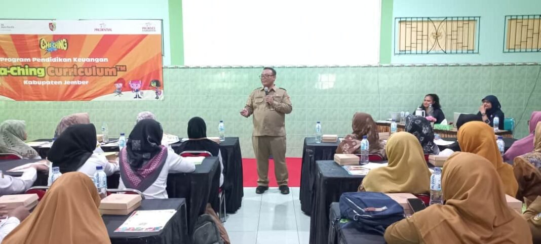 Meningkatkan Kompetensi Guru, Kompetensi Guru Jember, Literasi Keuangan Guru, Pelatihan Guru, Cha-Ching Curriculum, Pengembangan Guru,