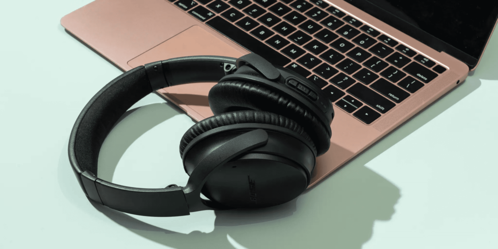 Headset Bluetooth yang Tidak Bisa Hidup, perbaikan headset Bluetooth, baterai headset rusak, reset headset Bluetooth, tombol power bermasalah, solusi headset mati