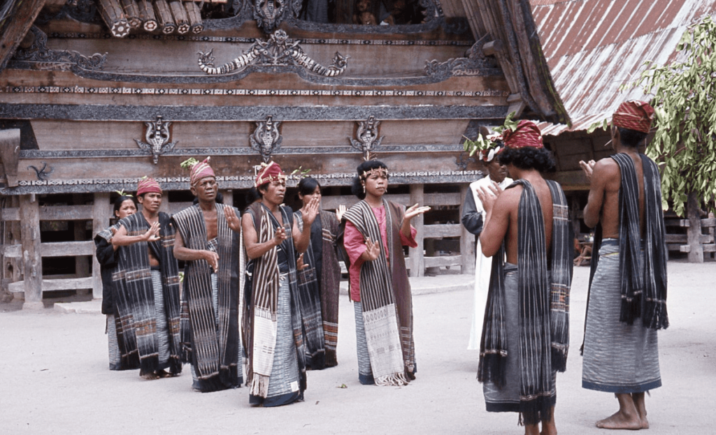 suku di Sumatera, budaya Sumatera, suku Batak, suku Melayu, suku minoritas, adat Sumatera, tradisi suku Indonesia