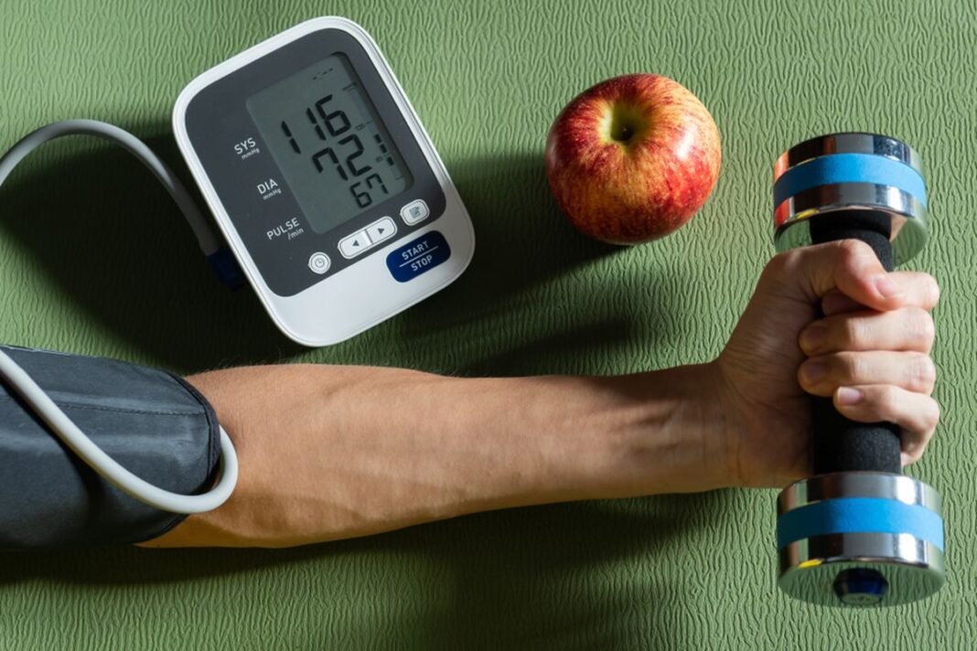 menurunkan darah tinggi, hipertensi alami, gaya hidup sehat, ramuan herbal hipertensi, pola makan sehat, tekanan darah normal, tips hipertensi, suplemen alami