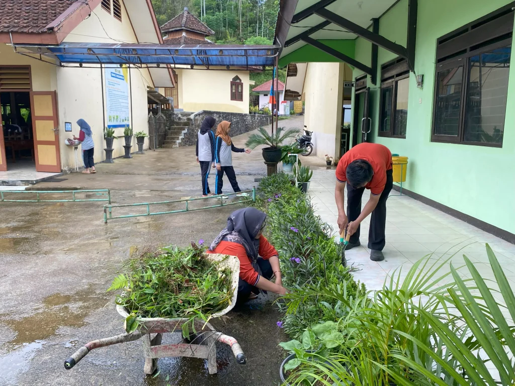 kebersamaan  pendidikan karakter