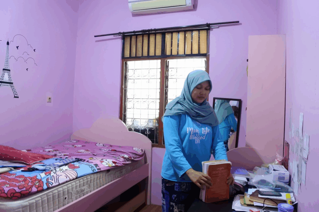 kerja musiman asisten rumah tangga