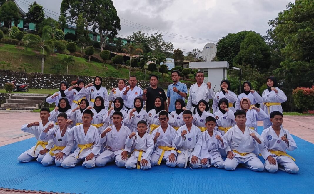 ekskul karate adalah