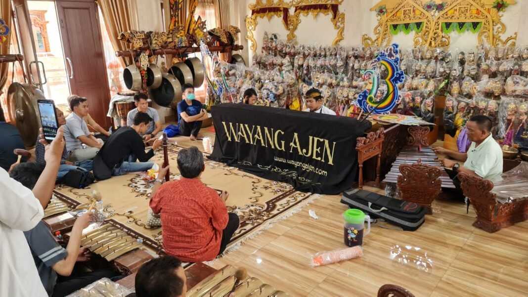 pengertian sanggar adalah