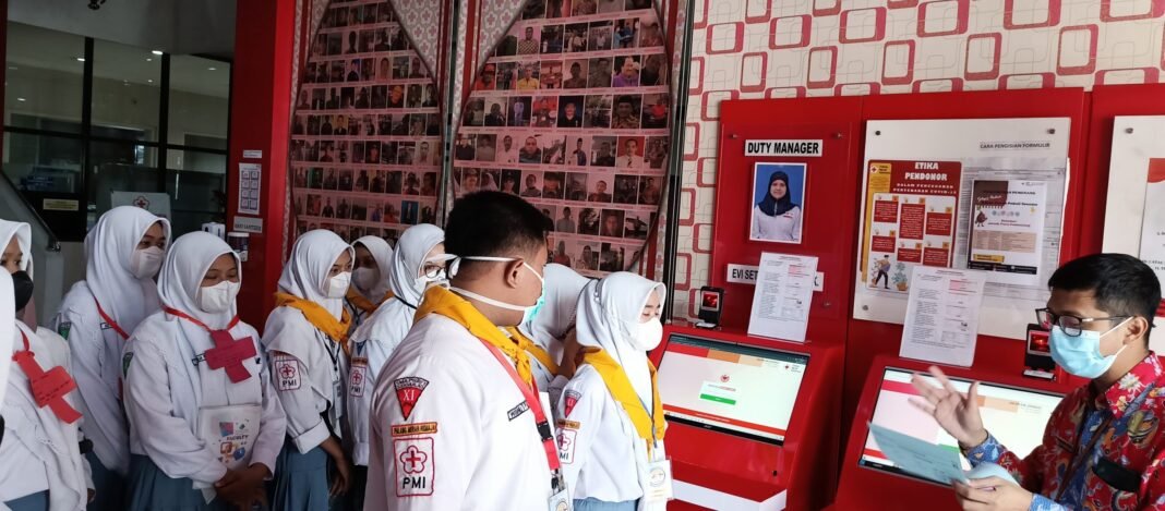 mengetahui sejarah pmr