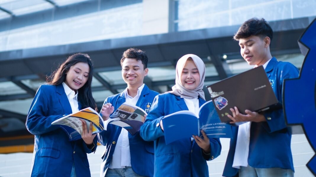makna undergraduate artinya