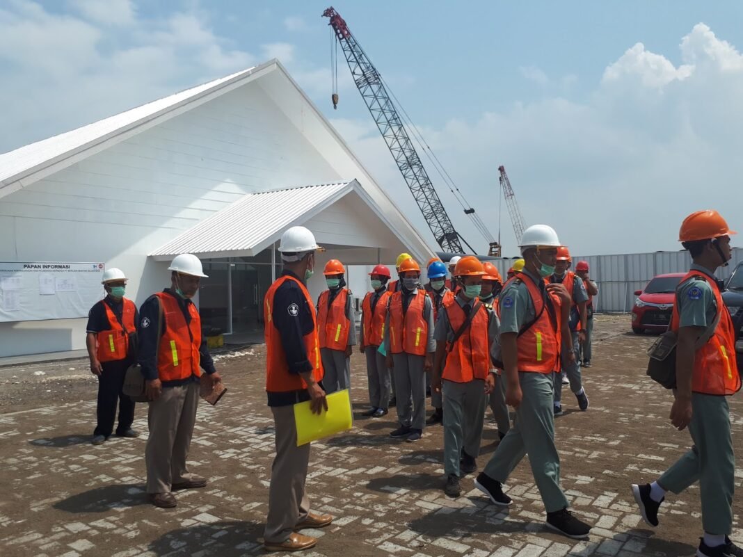 Strategi Mengoptimalkan Tujuan Kunjungan Industri Agar Efektif