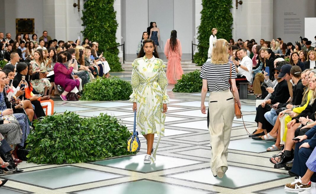 Mengapa Fashion Show Adalah Jantung Industri Mode?