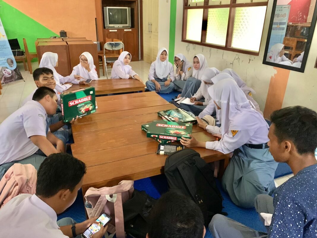 Alasan Ekskul Bahasa Inggris Menjadi Tren Populer Saat Ini