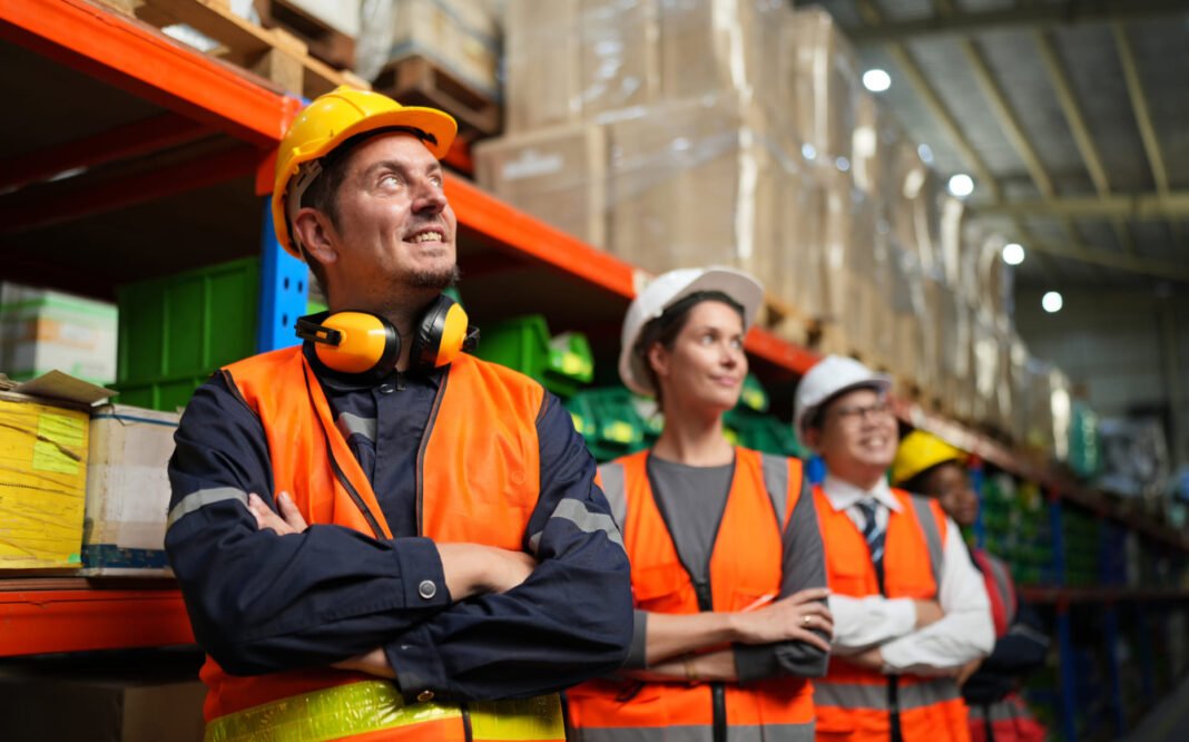 Peran Logistik Staff Adalah Penggerak Rantai Pasok