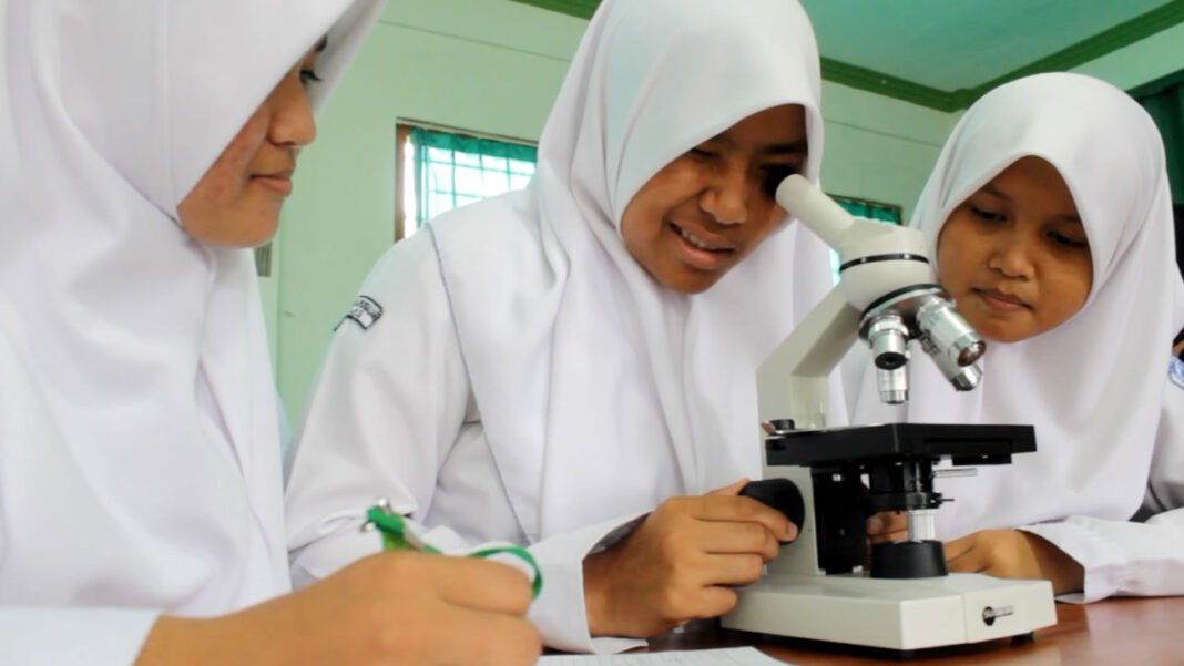 Aktivitas Seru dalam Ekstra KIR Adalah Hal yang Menyenangkan
